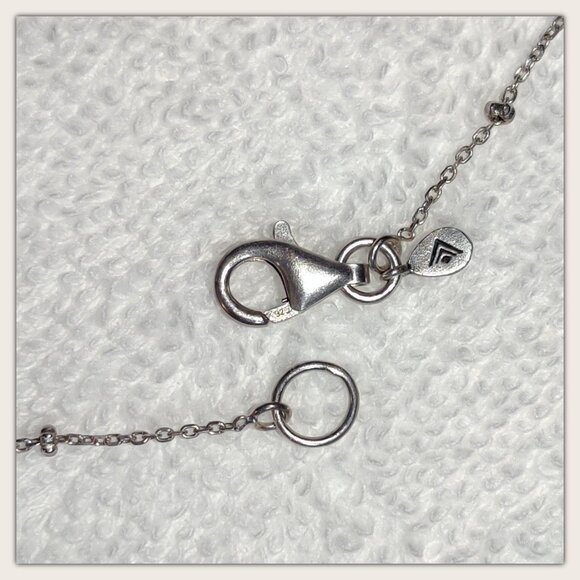 Silpada 925 Sterling Silver 'Cut Above' Necklace N2328 Disc Pendant on 18" Chain - Picture 6 of 7